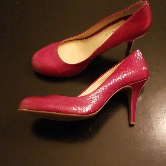 Gianni Bini red patent leather pumps nwot Taylor Swift Red era - Picture 2 of 7